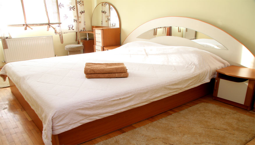 Self-Catering Apartment is a 2 rooms apartment for rent in Chisinau, Moldova
